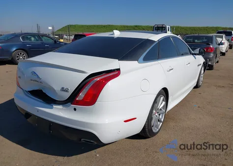 2016 Jaguar Xj Xj R-Sport z USA, uszkodzony, nr VIN SAJWJ1CD0G8V92072